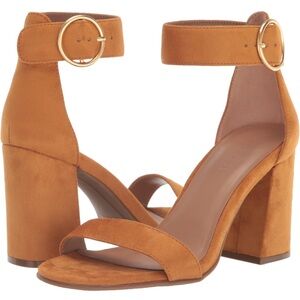 NWOT Aerosole block heel sandals